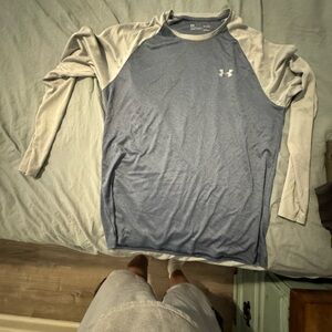 Under Armor Long Sleeve— size L